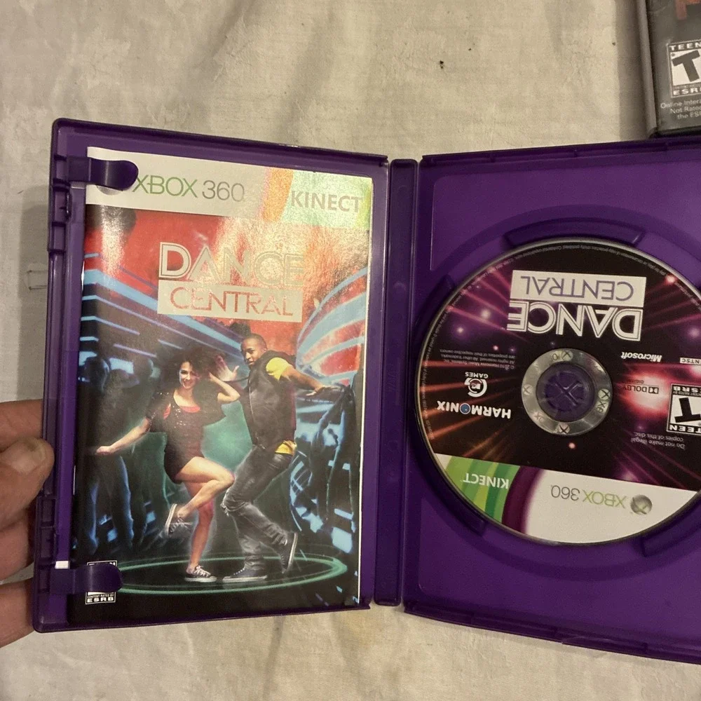 Lot If Three Xbox 360 Games Two Kinect And One Live  Adventures, Dance, Fracture